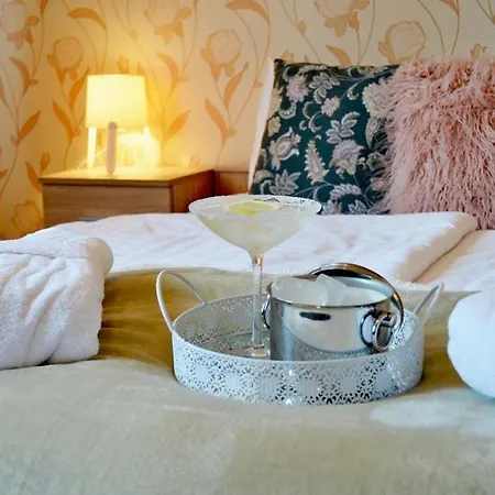 Bed & Breakfast Wellness Gyula